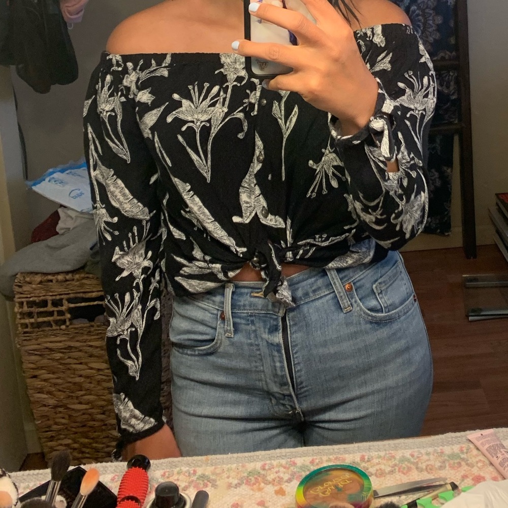 Black off the shoulder long sleeve